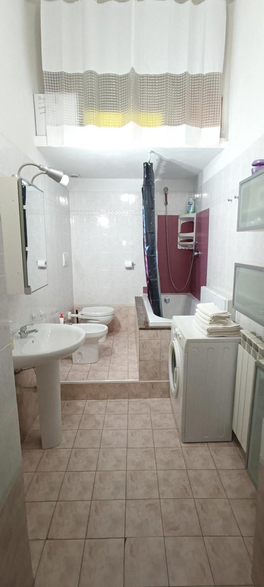 Casa Vacanze Completa Di Tutto E Anche Di Piu Ліворно Екстер'єр фото