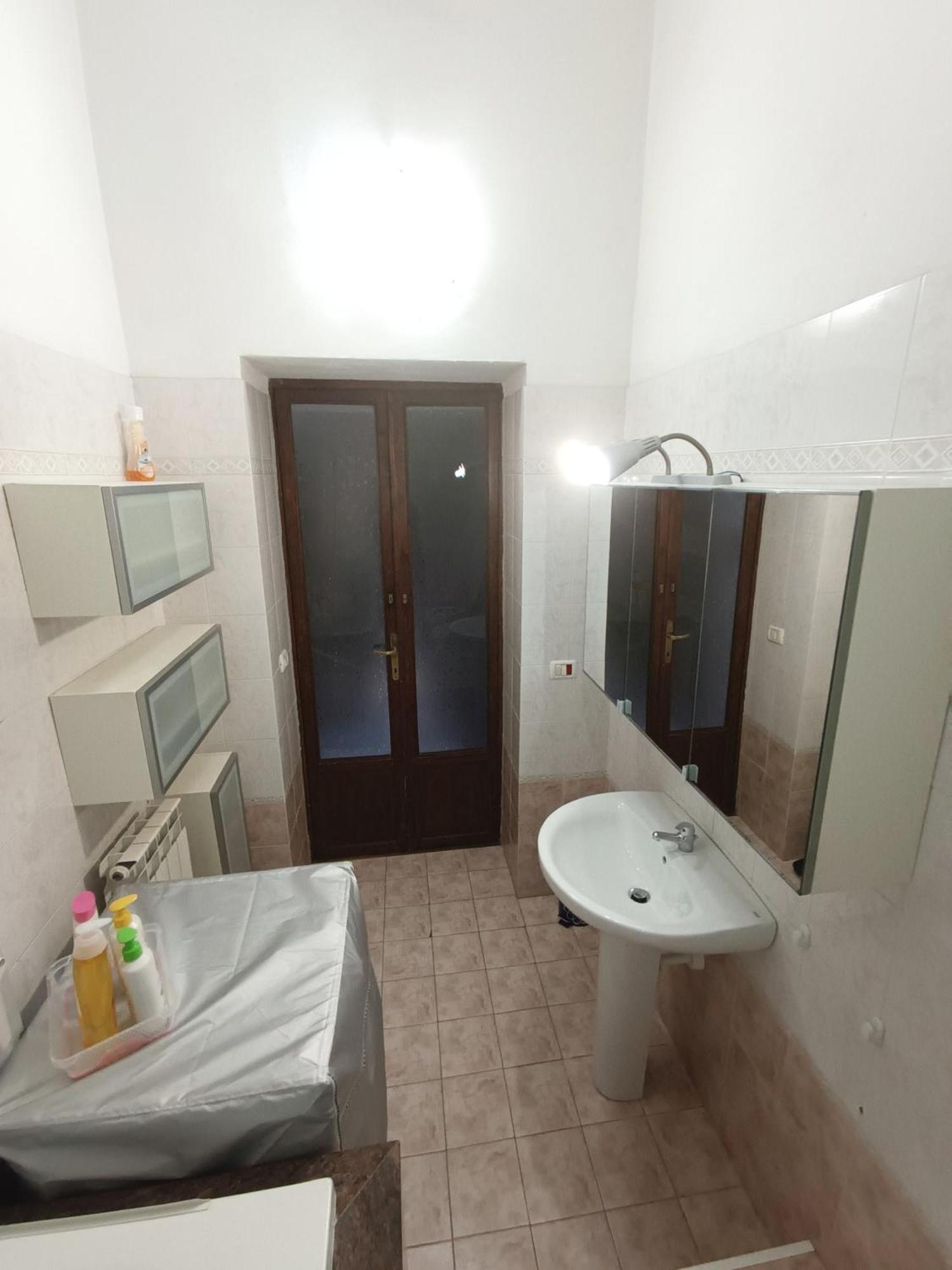 Casa Vacanze Completa Di Tutto E Anche Di Piu Ліворно Екстер'єр фото
