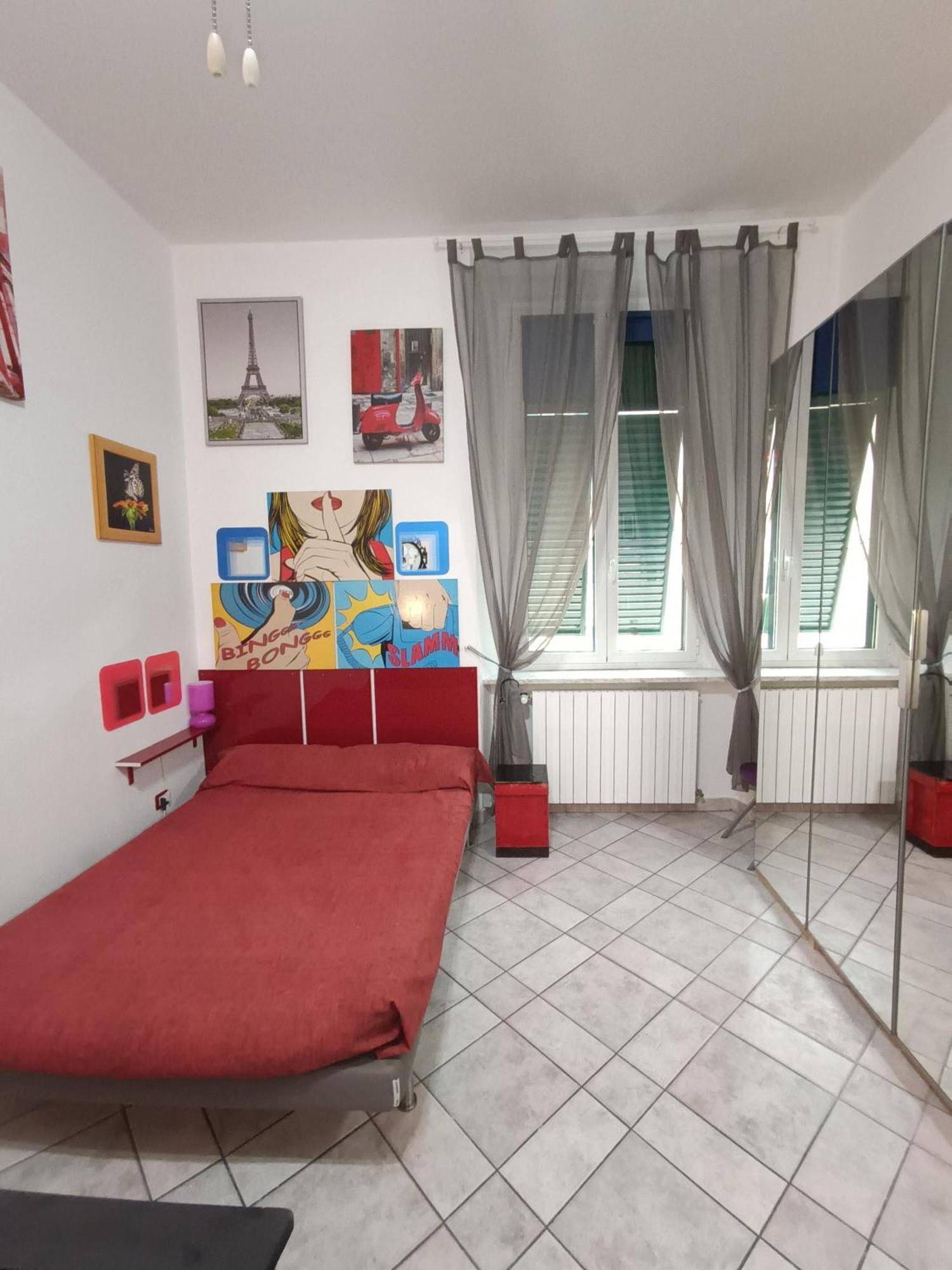 Casa Vacanze Completa Di Tutto E Anche Di Piu Ліворно Екстер'єр фото
